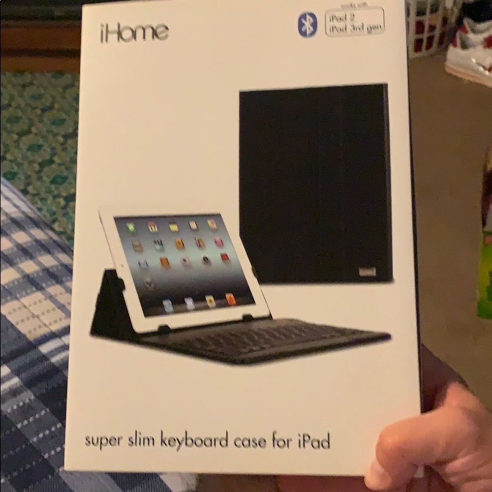 IHome Bluetooth keyboard for iPad White